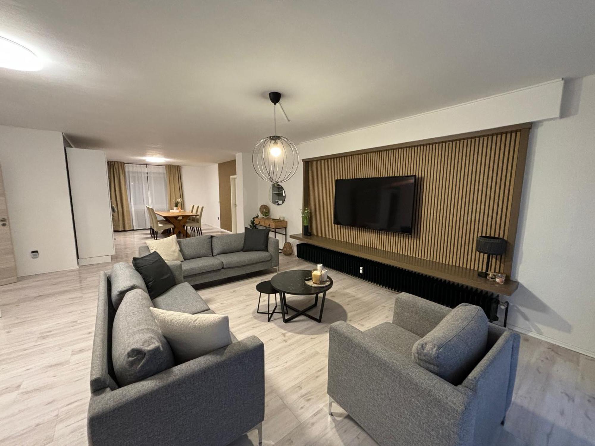 140Qm - 4 Zimmer- Parkplatz - Autobahn - Blauer See - Mallibase Apartments การ์บเซิน ภายนอก รูปภาพ