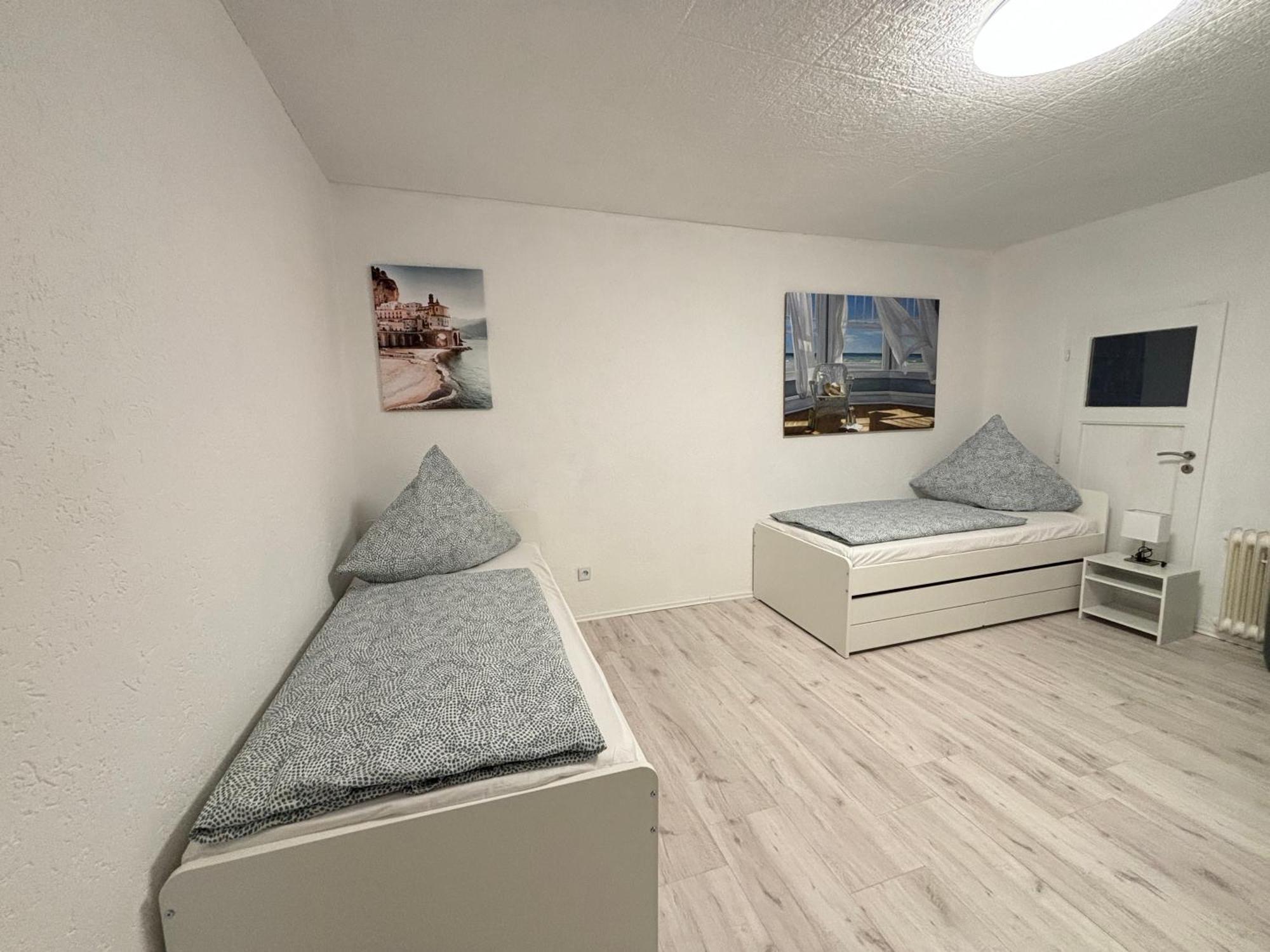 140Qm - 4 Zimmer- Parkplatz - Autobahn - Blauer See - Mallibase Apartments การ์บเซิน ภายนอก รูปภาพ